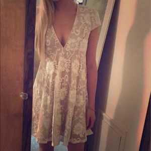 Forever 21 cap sleeve floral dress